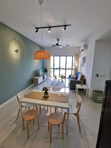 C 2 Rooms PJ Near SunwayPyramid 100MbpsWifi 中文房东 C 2 Rooms PJ Near SunwayPyramid 100MbpsWifi 中文房东