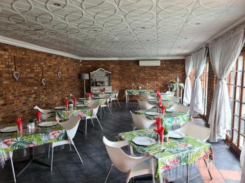 Restaurant, Royal Villa Guesthouse in Brakpan