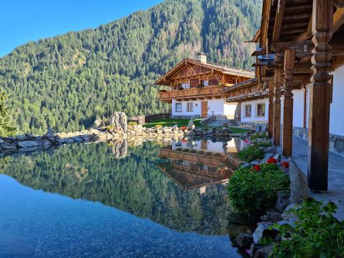  Chalets Bergalmdorf Haidenberg in Bruneck