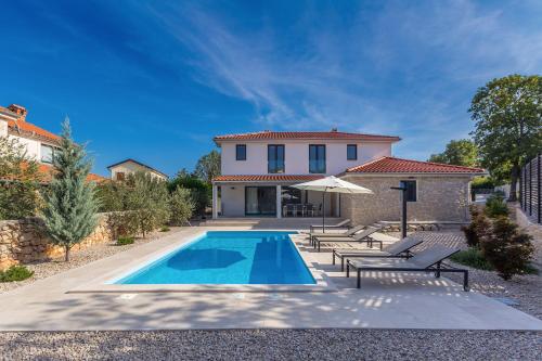 Villa Zora in Rasopasno