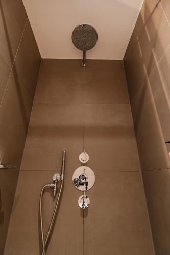 Executive Deluxe Room image 10