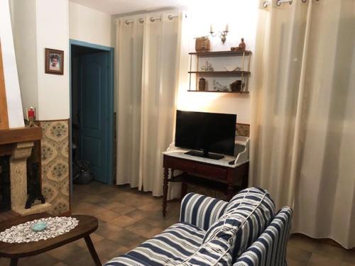 Chez Mamynou, Appartement 4 personnes, indépendant - Location saisonnière - Saint-Bonnet-du-Gard