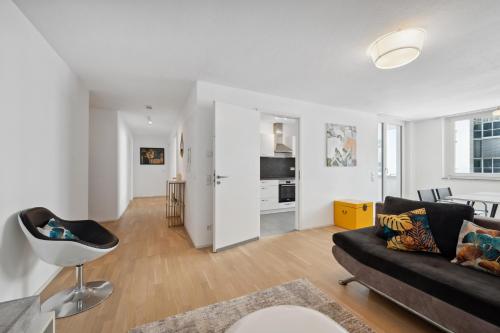EXQUIS Design 3-Zimmer-Apartment I Balkon I Parkplatz I Top-Lage I Mercedes-Benz I Kinderbetten