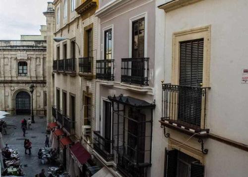 Casa con piscina junto a Catedral - image 7
