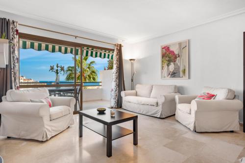 Three-Bedroom Apartment image 5