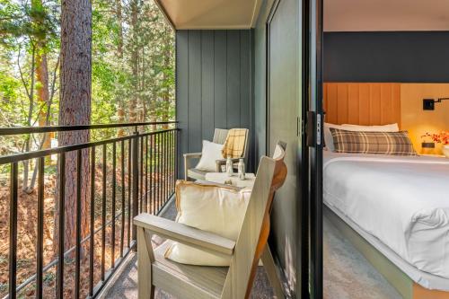 King Room with Balcony