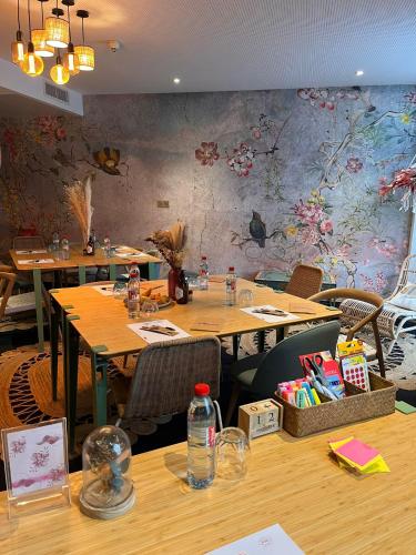 Holiday Inn Paris CDG Airport - image 35
