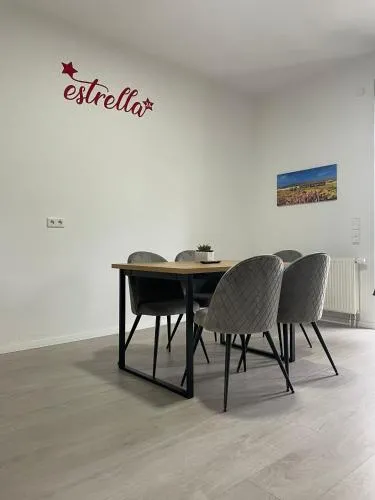 estrella24 LIVING ROOMS Venedig in Herne, Deutschland