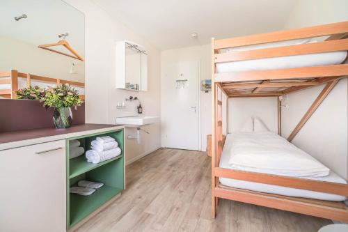 Wanderlust Guesthouse - image 5