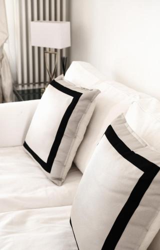 ComeCasa Flowery Terraced Apartment, Milan