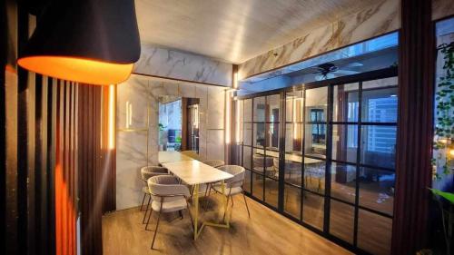 MPLACE AESTHETIC SUITES