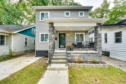 Family-Friendly Ferndale Home 3 Mi to Detroit Zoo