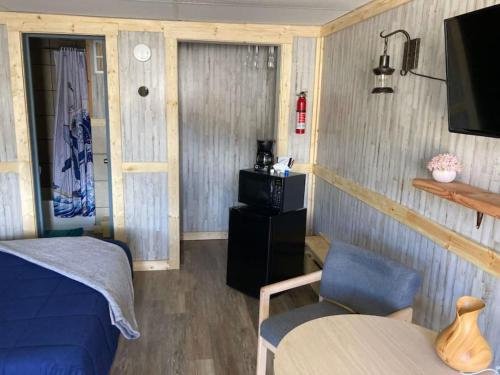 3 Private Room in Motel Dog Friendly Leadville in Leadville, USA