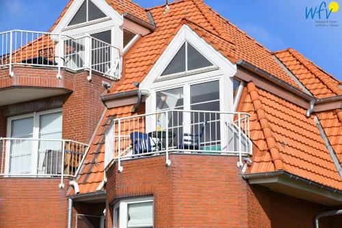 Apartment with Sea View image 2