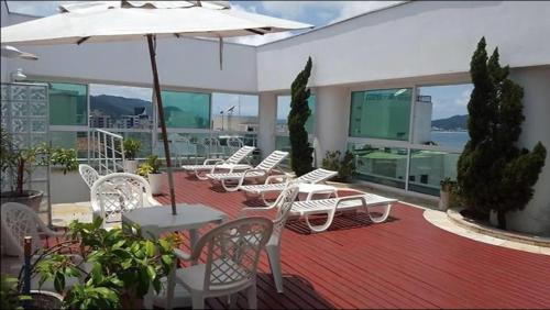 Apartamento Flat pé na areia com piscina aquecida