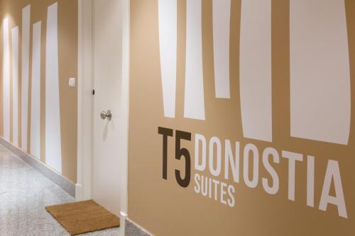 Pensión T5 Donostia Suites - image 10