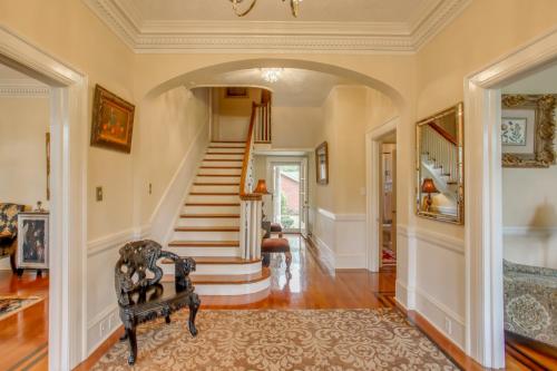 Family Laurinburg Home with Private Yard and BBQ in 勞林堡(NC)