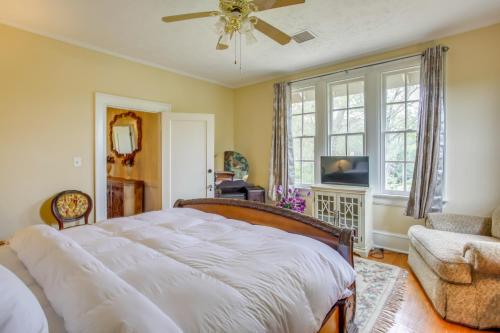 Family Laurinburg Home with Private Yard and BBQ