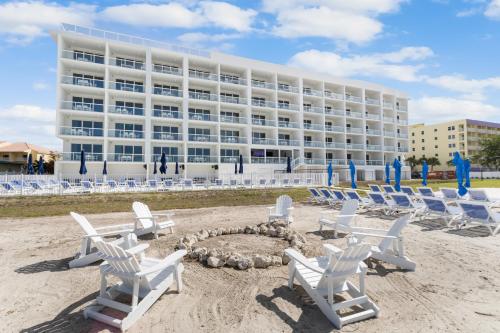 499505178 Ocean Club Treasure Island Hotel