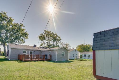 Cozy Indiana Home with Deck, Charcoal Grill and Yard!