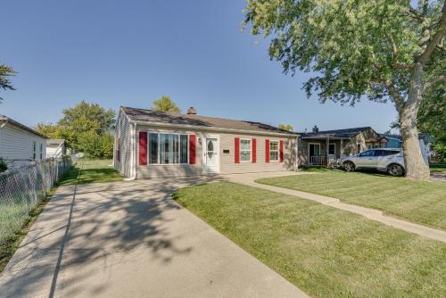 Cozy Indiana Home with Deck, Charcoal Grill and Yard!