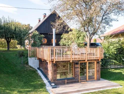 Das Ferienhaus mit Sauna! Neu renoviertes "Liebler Heimathaus" mit Sauna aus Zirben-Altholz, einer "Styrian Whisky Relaxing Lounge" sowie großer Panoramaterrasse! in Bischofegg, Österreich