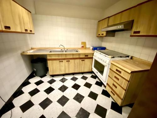 кухня, RMS Hostal - Cibeles in Мексико