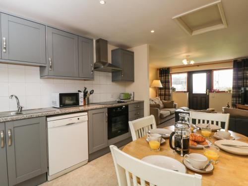 Brindle Cottage - image 12