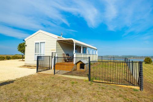 High View Family Cottages