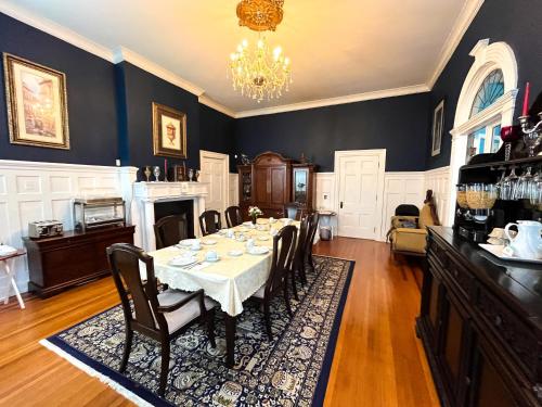 1912 Bed and Breakfast in Sumter Belváros