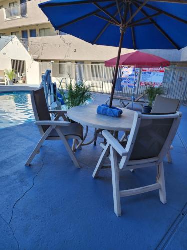Sacramento Inn & Suites - image 4