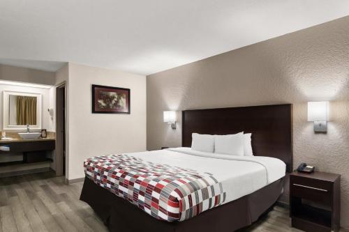 Red Roof Inn Kingsland in Kingsland, USA