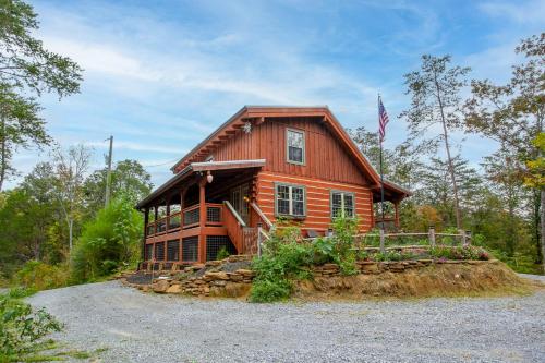 Smokies Hideaway View Hot Tub Games Fireplace in Sevierville, USA