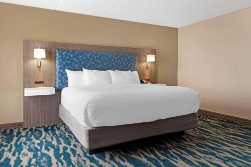 Comfort Inn & Suites Greenville Near Convention Center