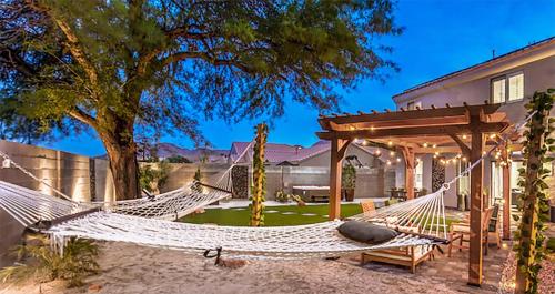 Luxury and Harmony in a 6BR Dream Villa; Pool, Hot Tub, Game room, Near the Las Vegas Strip, Las Vegas (photo 9)