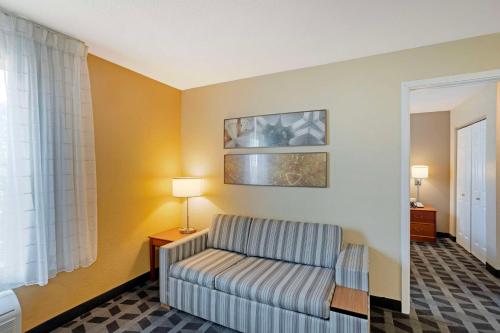 MainStay Suites Mt Laurel - Philadelphia