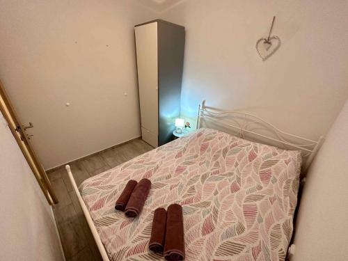 Apartment image 8