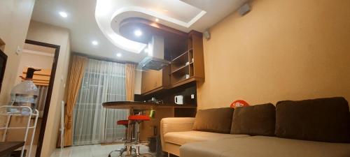 Classy! 2BR Medit2 West Jakarta