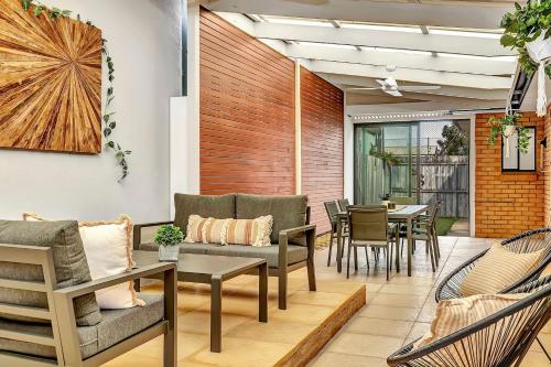 Faciliteiten, Breezy B on the Esplanade with Direct Beach Access in Port Noarlunga