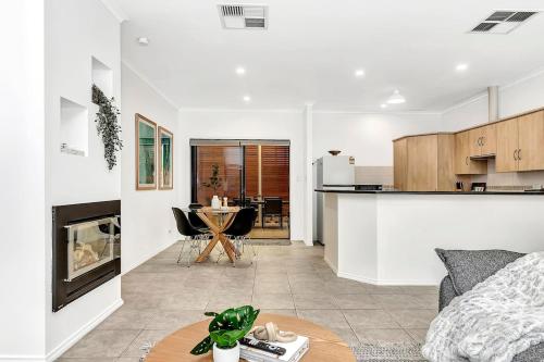 Faciliteiten, Breezy B on the Esplanade with Direct Beach Access in Port Noarlunga