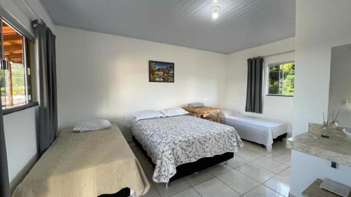 Apartment with Pool View  image 2