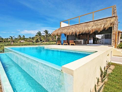 Hidden Paradise - Private Beach Eco-Villa