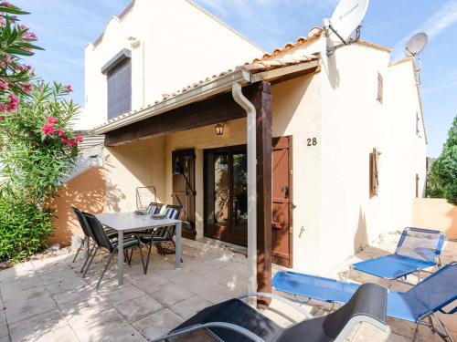 Villa Narbonne, 1 pièce, 4 personnes - FR-1-409-241 - Location, gîte - Narbonne