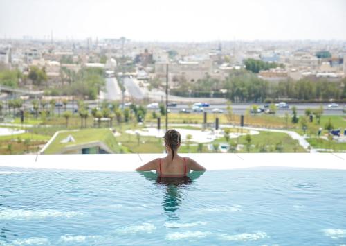 Photo - Four Seasons Hotel Kuwait at Burj Alshaya