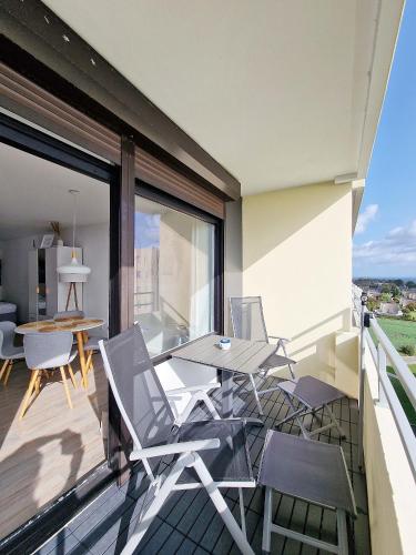 Apartment with Sea View image 10
