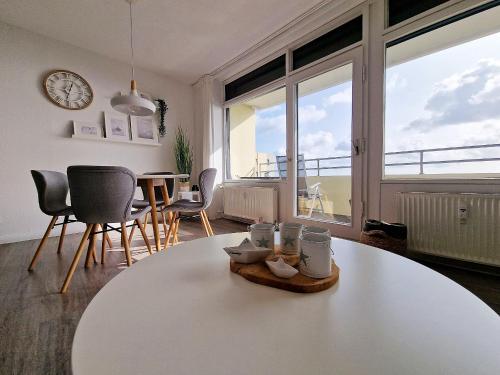 Apartment with Sea View image 9