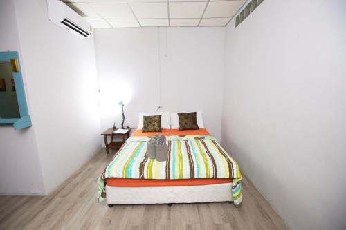 room detail thumbnail 0