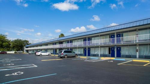 Days Inn by Wyndham Orlando Downtown - image 11