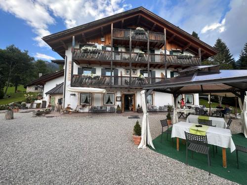 Rifugio Caltena