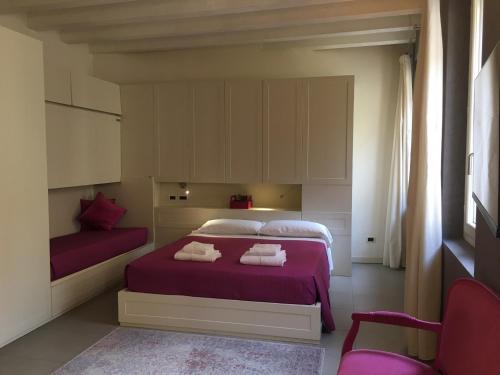 Apartment image 10